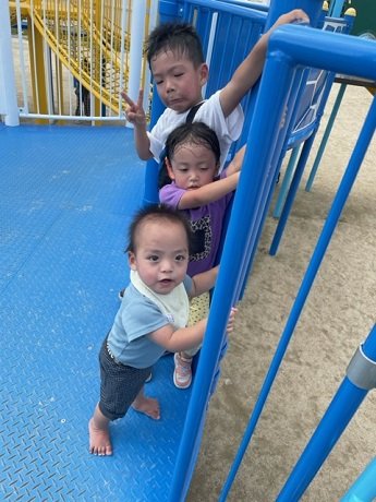 曽根東臨海スポーツ公園で遊ぶ子どもたち