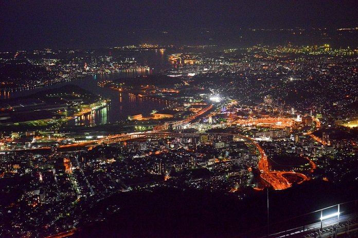 sarakura-mountain-nightview-kitakyushu-fukuoka-intern2023.jpg